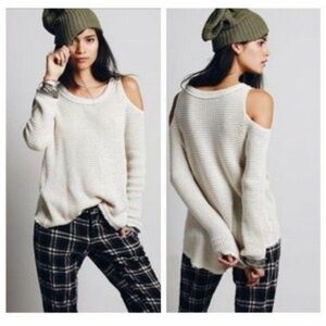 Free People Off-the-Shoulder Sweater XS